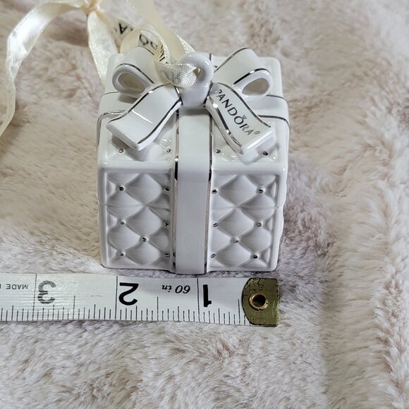 Pandora Porcelain "Holiday Gift Box" 2016 Limited Edition Christmas Ornament - Picture 9 of 16